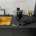 Black&gold