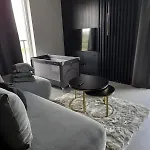 Black&gold شقة