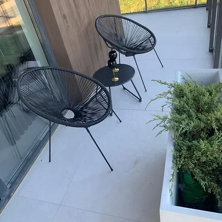 Black&gold Apartment