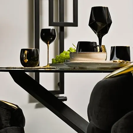 Black&gold Apartment